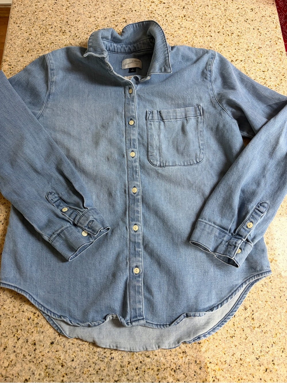 Universal Threads Light Blue Denim Button-Down Shirt